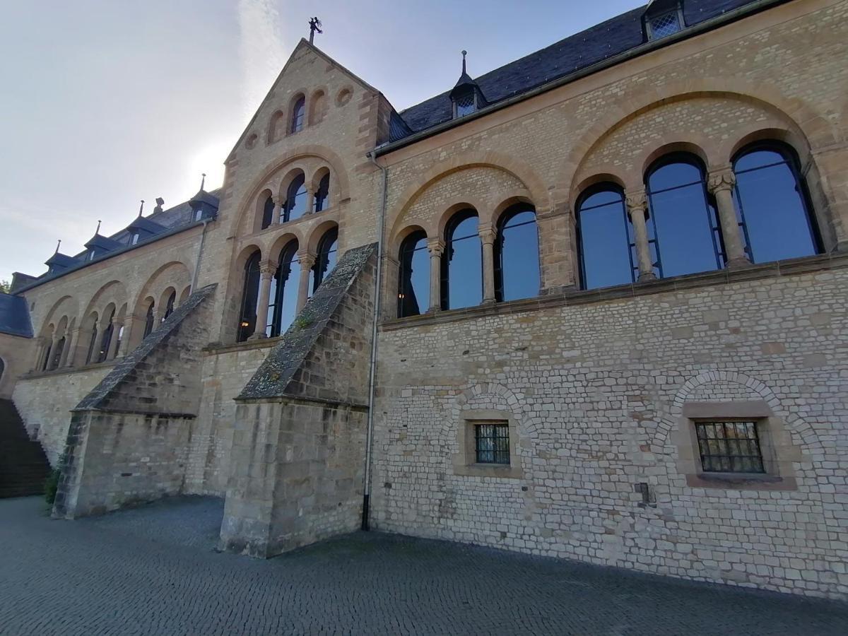 Apartment Serenade Am Zwinger Гослар Экстерьер фото
